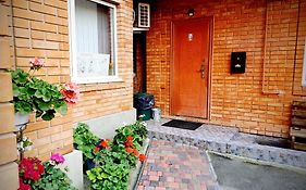 Apartment On Hoholya 90